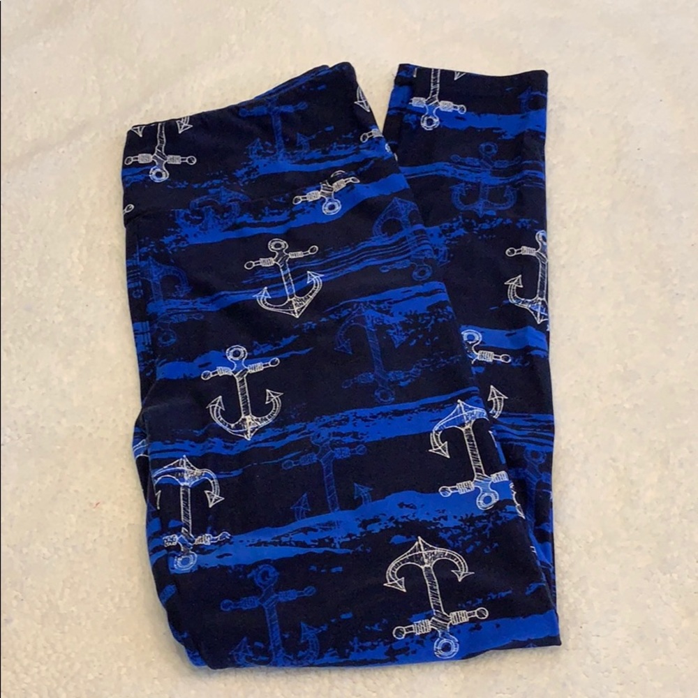 Anchor leggings size large